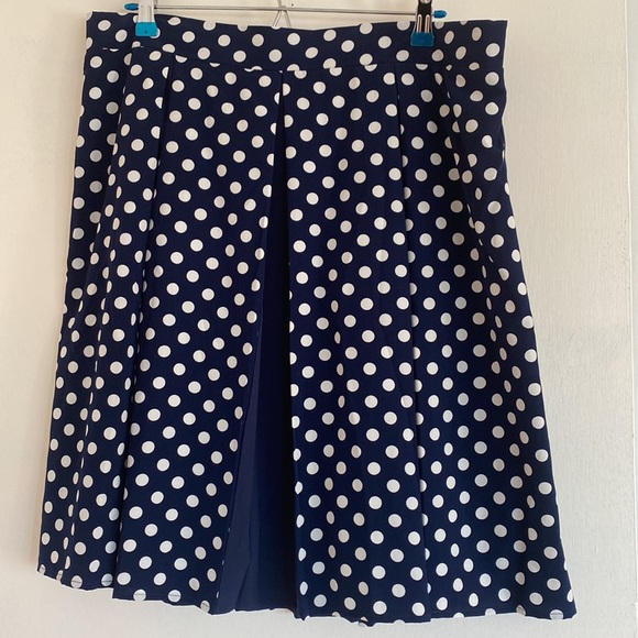 Navy polka dot pleated midi skirt 1X - Modcloth - Picture 2 of 4